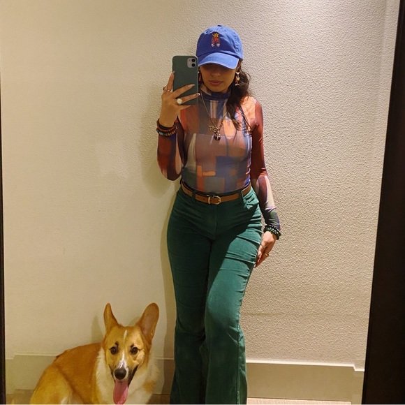 Meet your Posher, Crystal - Picture 2 of 9